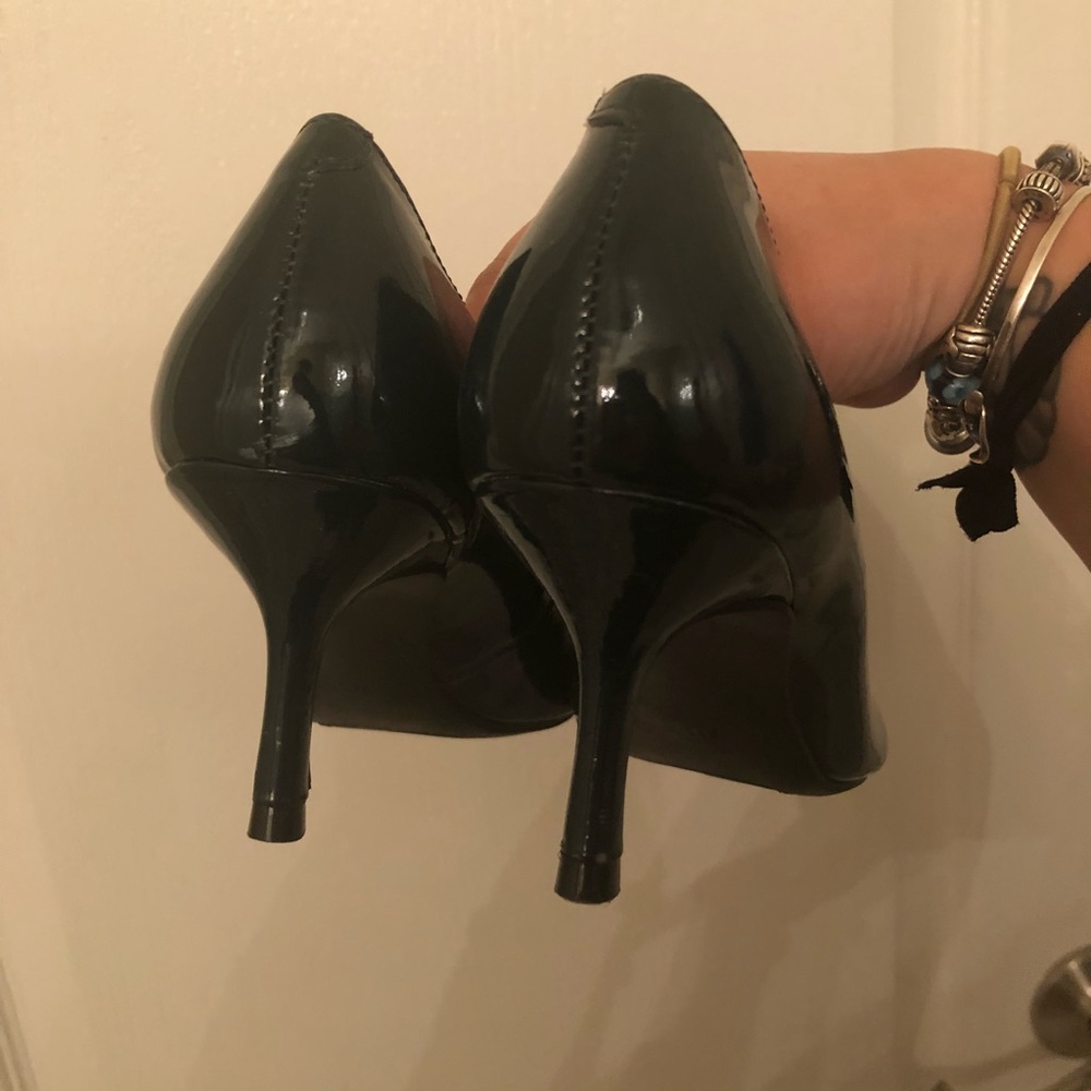 Heels - Picture 5 of 8